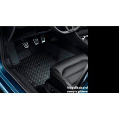 Gyári gumiszőnyeg első