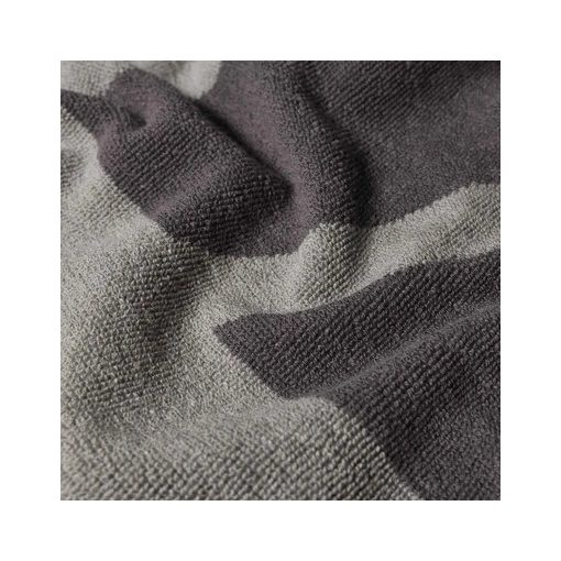 AUDI F1 TÖRÖLKÖZŐ